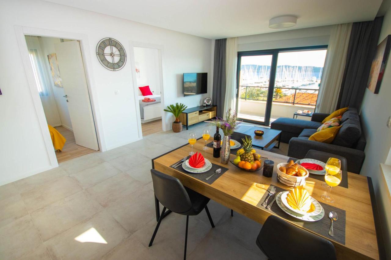 Apartmani Le-Lu Kaštela 外观 照片
