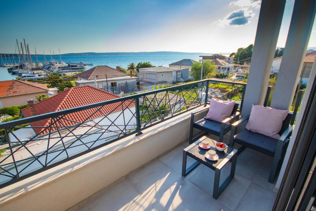 Apartmani Le-Lu Kaštela 外观 照片