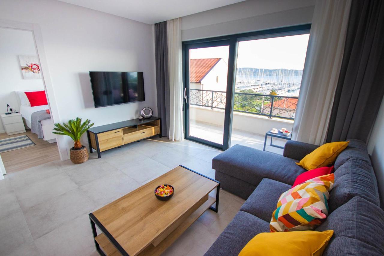 Apartmani Le-Lu Kaštela 外观 照片