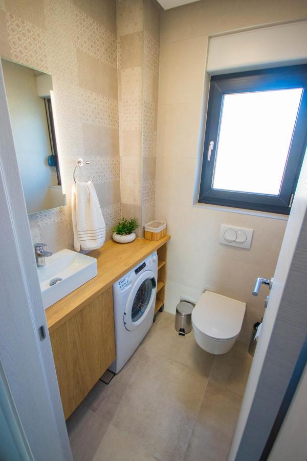 Apartmani Le-Lu Kaštela 外观 照片
