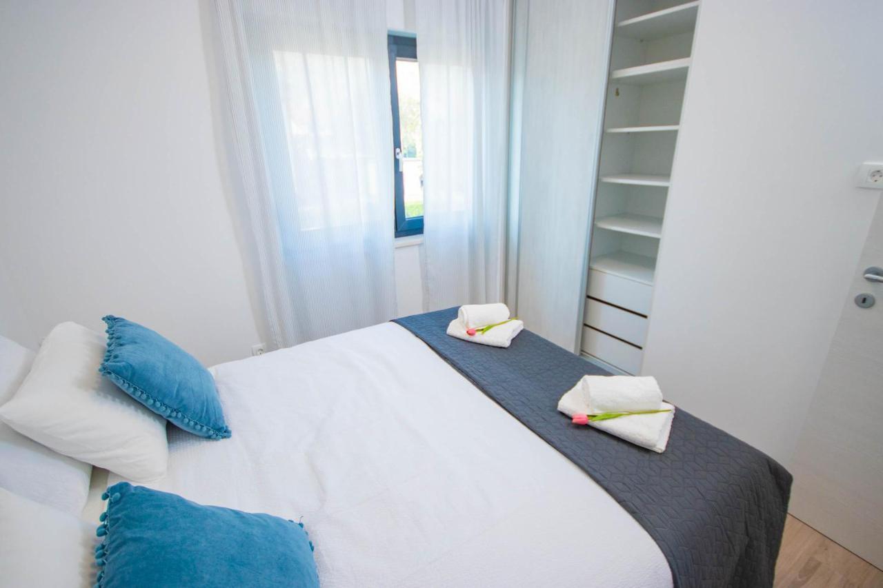 Apartmani Le-Lu Kaštela 外观 照片