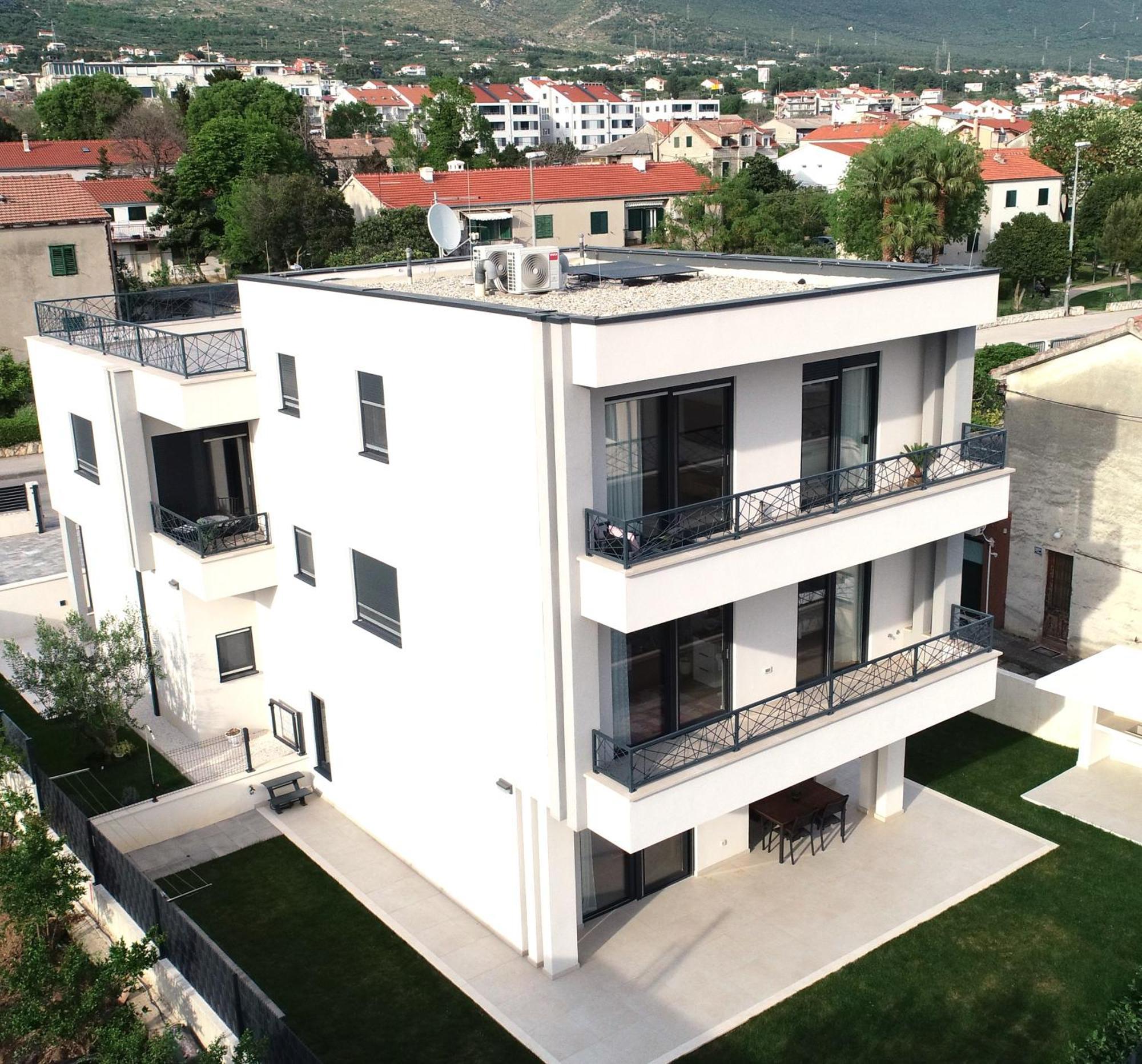 Apartmani Le-Lu Kaštela 外观 照片
